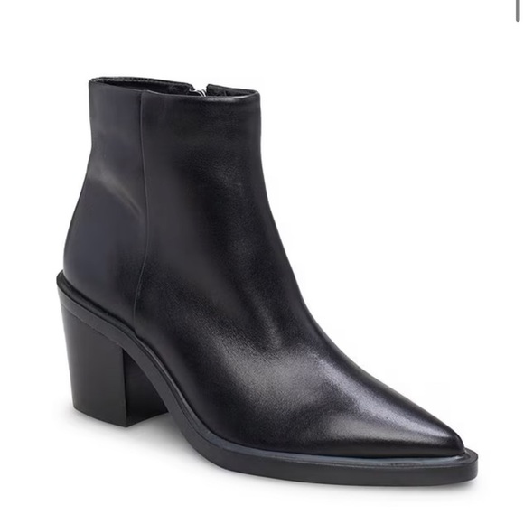 Vince Camuto Shoes - VINCE CAMUTO LEATHER STALKED HEEL BOOTIE 6.5 NEW